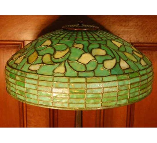 Original Tiffany Turning Leaf Table Lamp