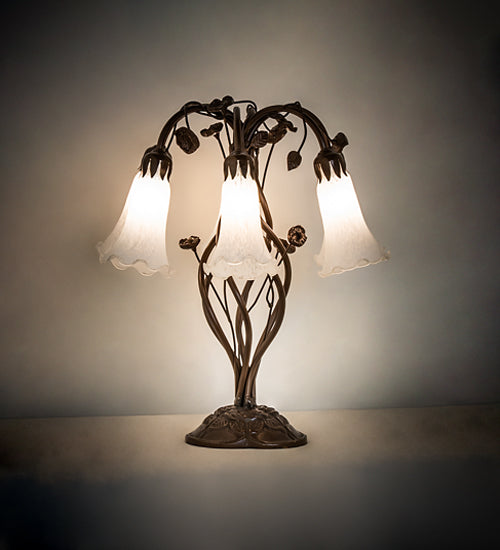 18" High White Tiffany Pond Lily 6 Light Table Lamp