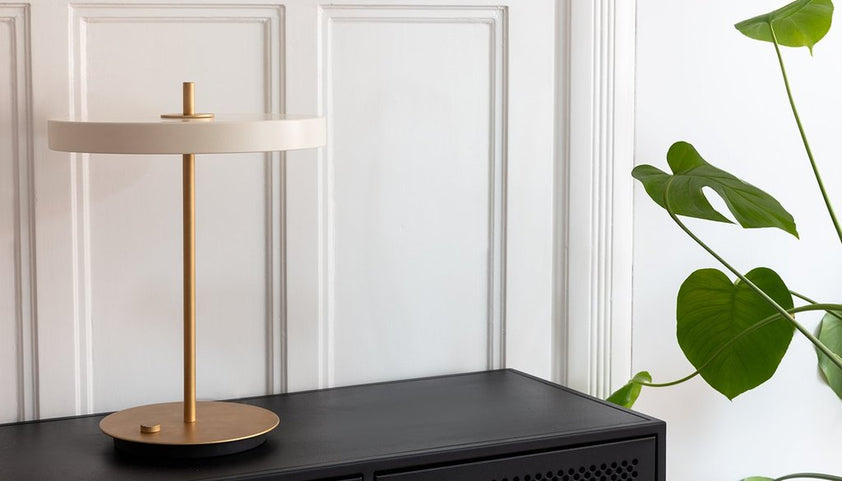 Asteria Table Lamp, Pearl White