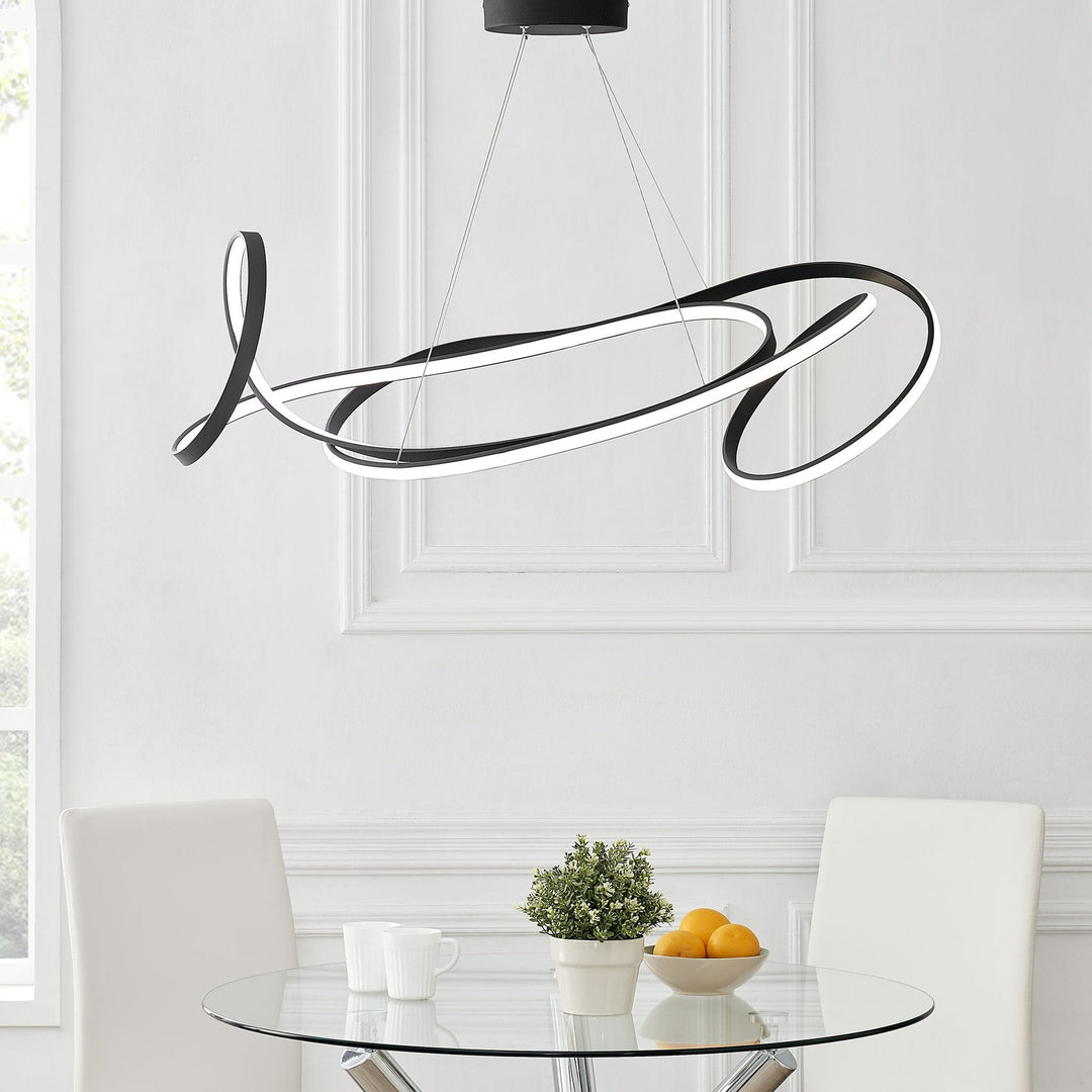 Moscow LED Chandelier // Black